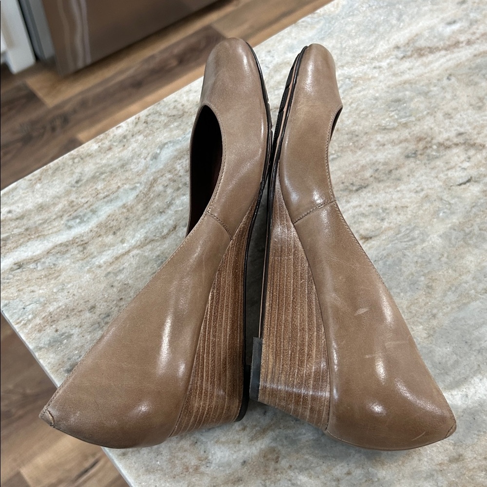 Cole Haan Nike Air nude tan wedge shoes size 10B - Picture 5 of 12